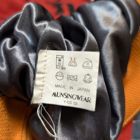 Vintage 90s Munsingwear Penguin Golf Sweater Men’s Red Mustard Made In Japan - Picture 10 of 12